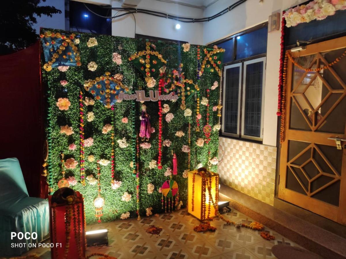Surabhi Garden Inn Лакхнау Экстерьер фото